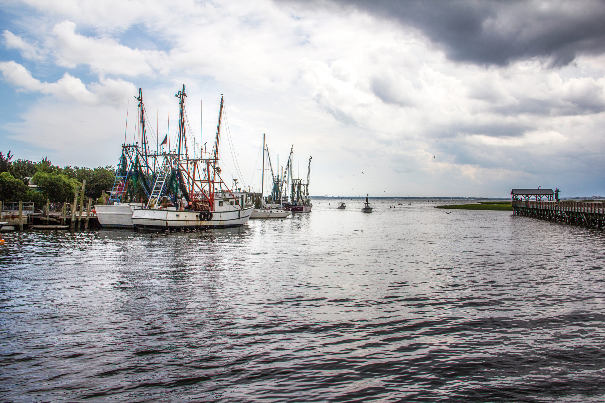 Fishing,Boats,At,Shem,Creek,In,Mount,Pleasant,South,Carolina – Charleston Fishing Trips beautiful shem creek area in charleston Sc.